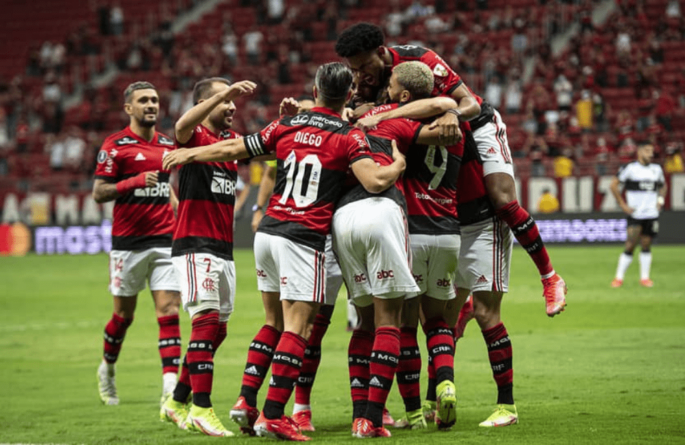 Flamengo y Atlético Mineiro a las semifinales.