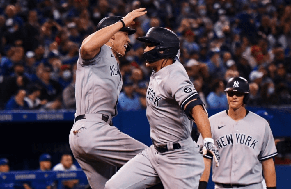 Los Yankees ganaron el primer duelo de la serie a Azulejos.