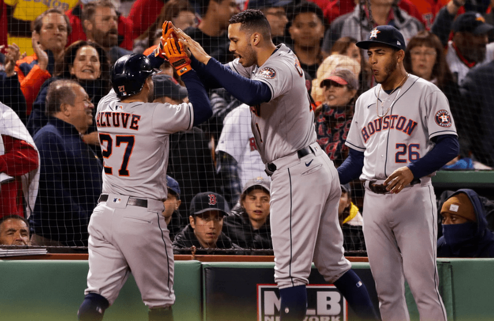 Houston remontó el juego en el 9no episodio.