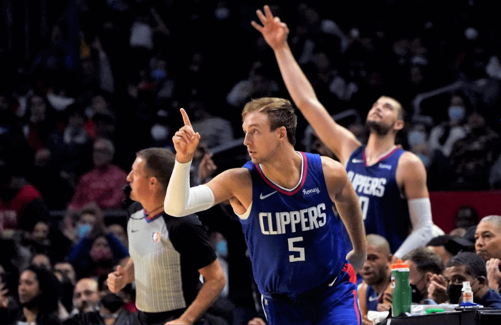 LA Clippers superaron a los Trail Blazers.