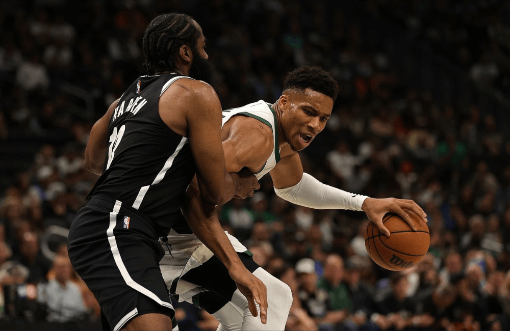 Milwaukee superó a los Nets en el primer juego de la NBA.