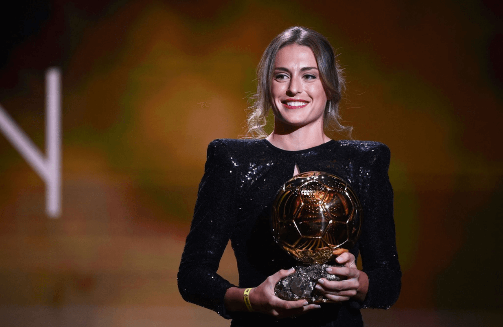 Alexia Putellas ganadora del Balón de Oro Femenino.