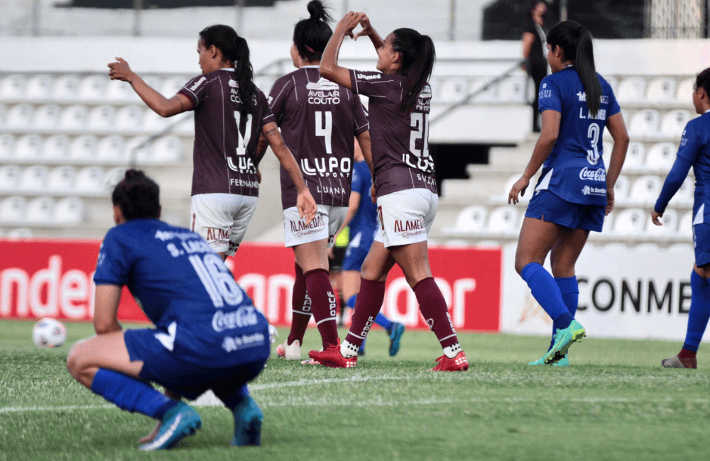 Ferroviaria  inició de gran manera la Copa Libertadores.