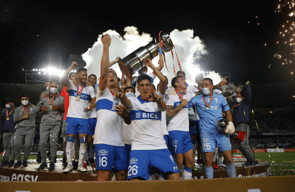 Los Cruzados son los campeones de la Supercopa.