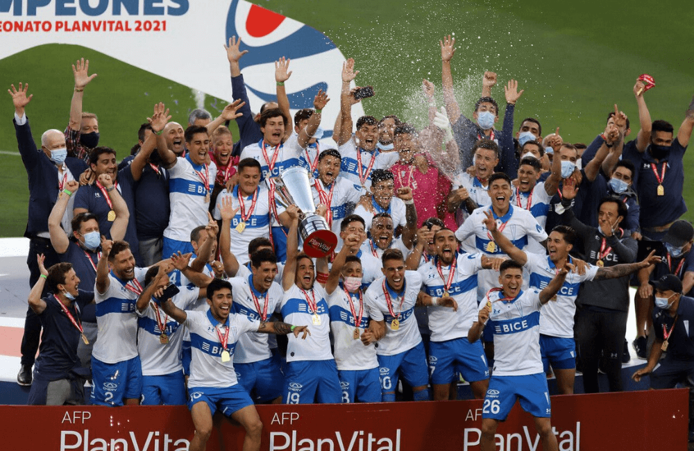 Universidad Católica tetracampeón de Chile.