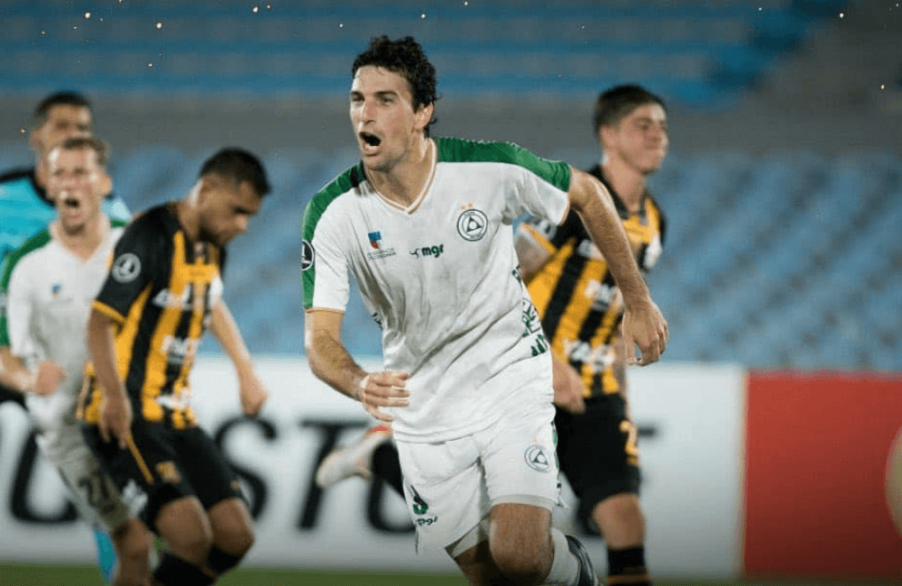 Plaza Colonia sacó ventaja en el partido de ida de la Libertadores.