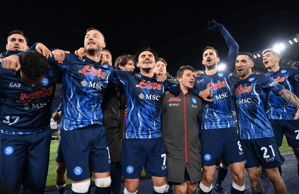 Napoli es líder la Serie A.