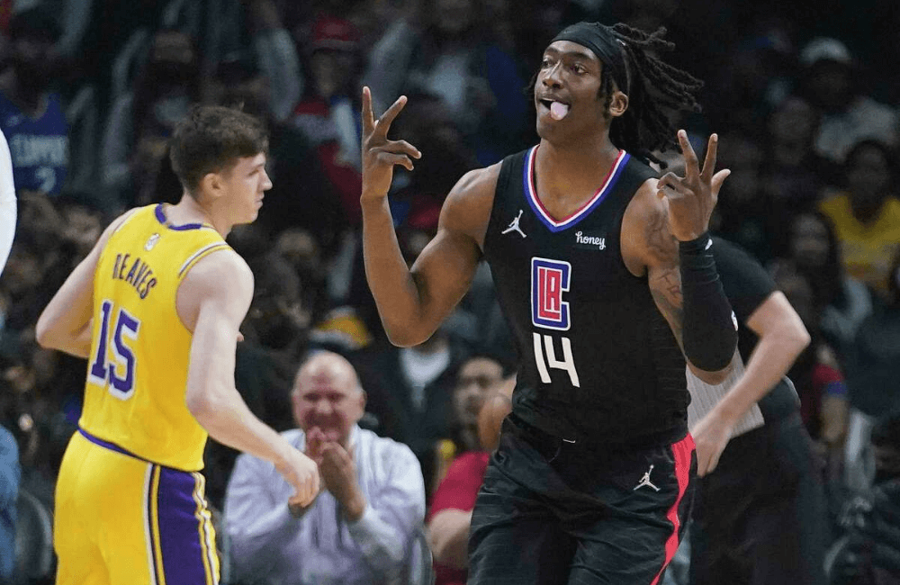 Reggie Jackson lideró el triunfo de Los Ángeles Clippers.