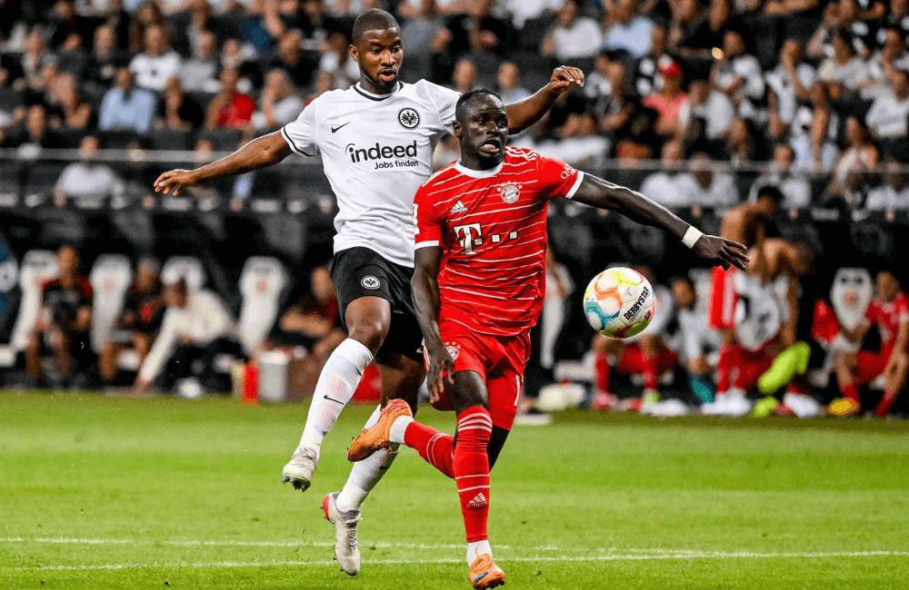 Bayern Múnich derrotó al Eintracht Frankfurt en el primer juego de la Bundesliga.