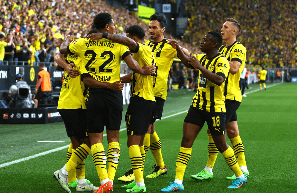 Borussia Dortmund sumó los primeros puntos en la Bundesliga.
