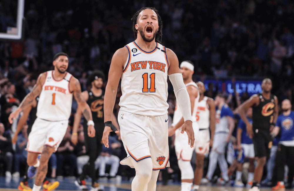 Jalen Brunson alcanzó 29 puntos en el triunfo de los Knicks.