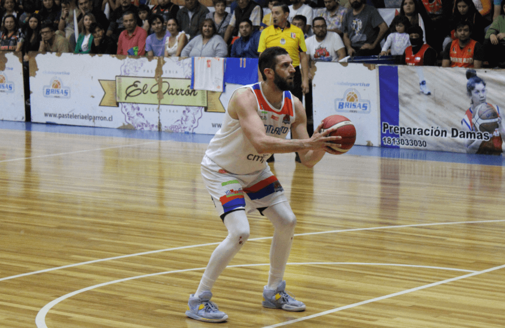 Nicolás Borsellino fue uno de los jugadores más valioso con 11 pts.