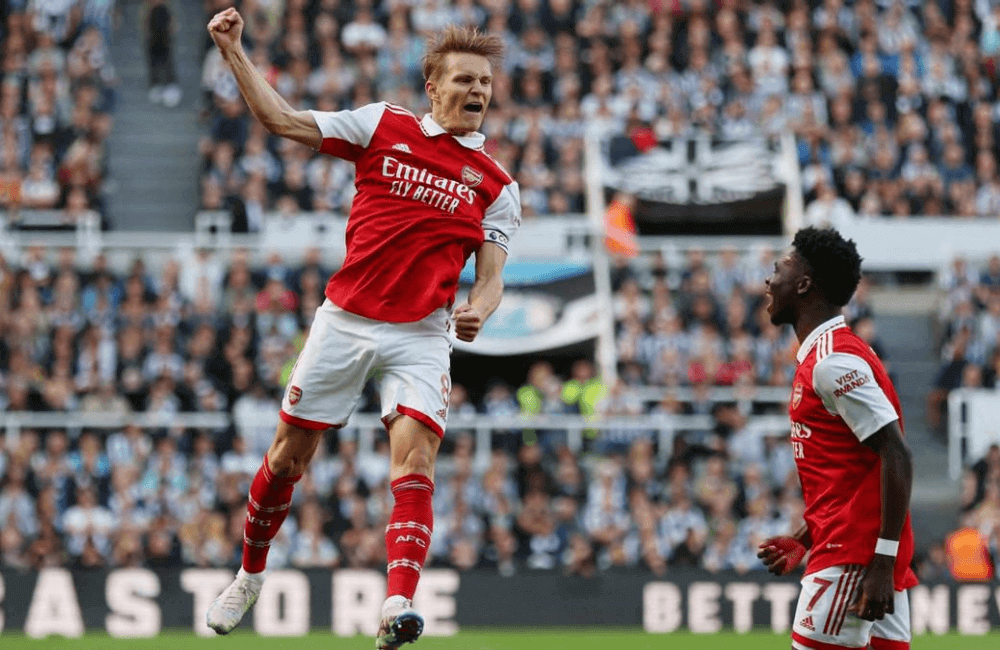 Arsenal derrotó al Newcastle como visitante en el ST James Park.