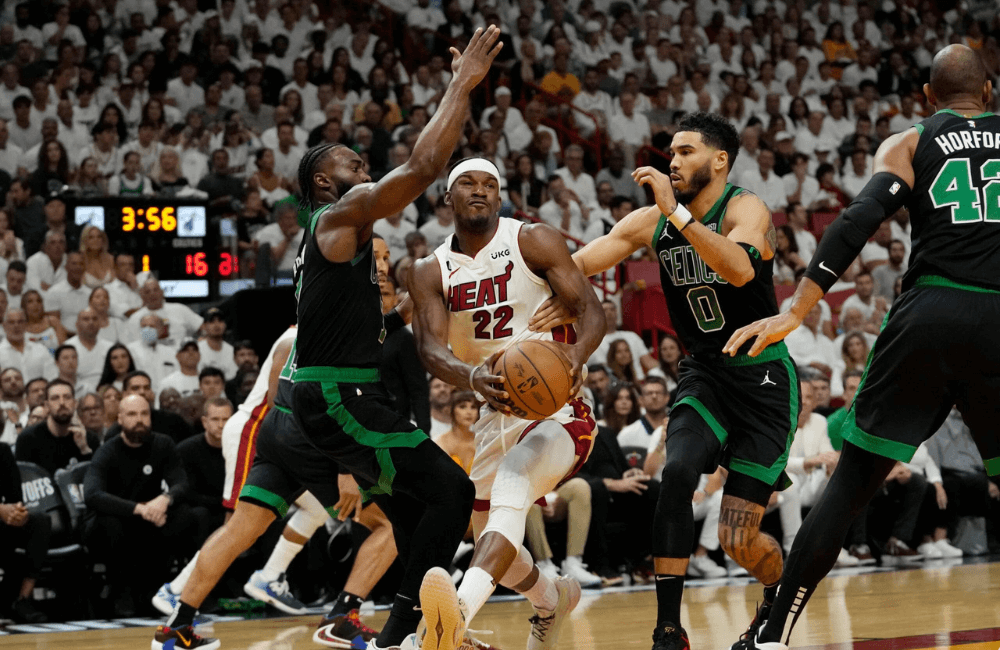 Boston Celtics está a una derrota de ser eliminados de la Final de Conferencia.