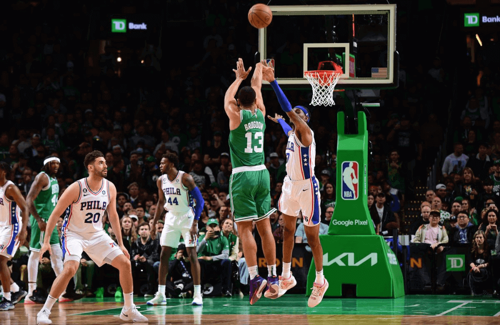 Jayson Tatum lideró el triunfo de Boston con un doble-doble de 27 puntos y 10 rebotes