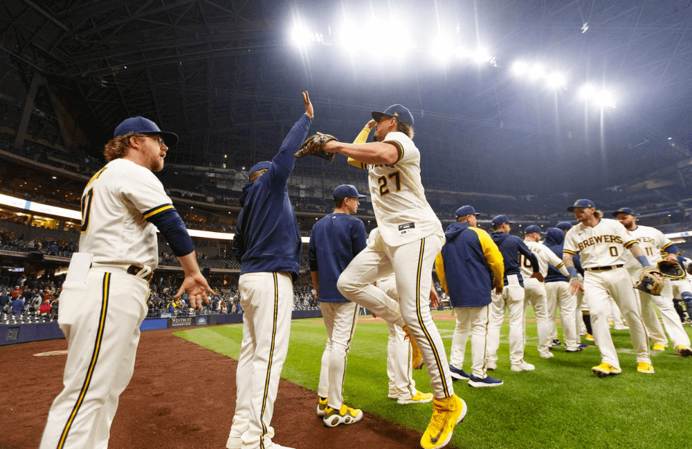 Los Cerveceros de Milwaukee derrotaron a Los Ángeles Dodgers, 9 carreras por 3.