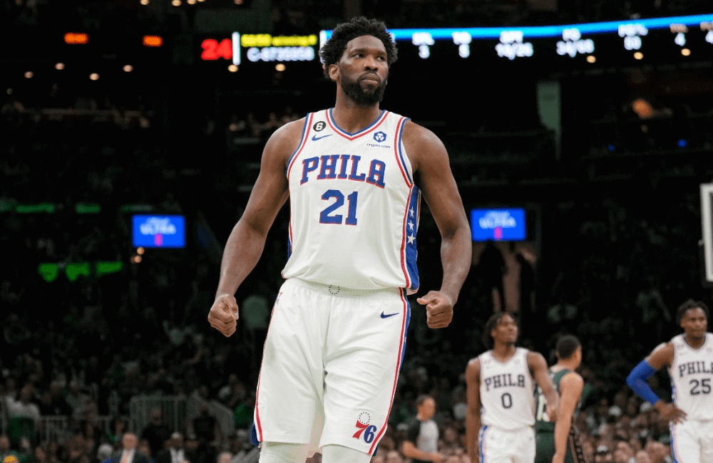 Joel Embiid terminó el duelo con 33 puntos, 7 rebotes, 4 bloqueos y 3 triples.