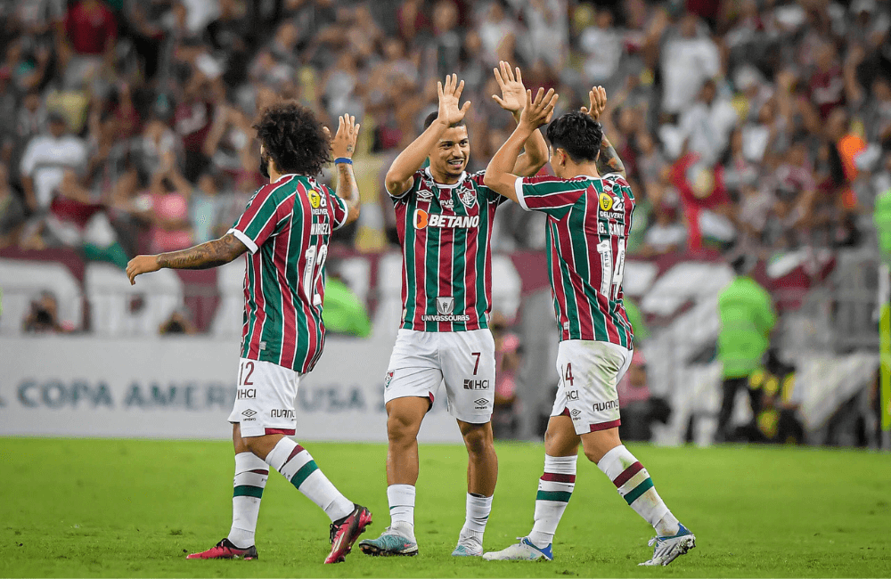 Fluminense clasificó a los octavos de final como líder del grupo D con 10 puntos.