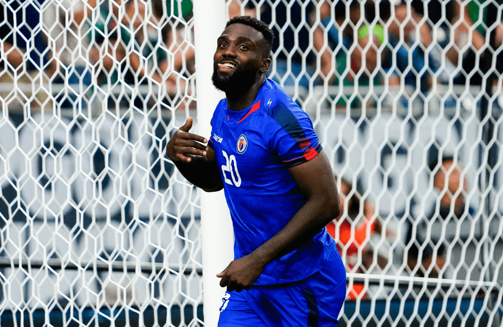 Frantzdy Pierrot selló el triunfo de Haití ante Catar en la Copa Oro. 