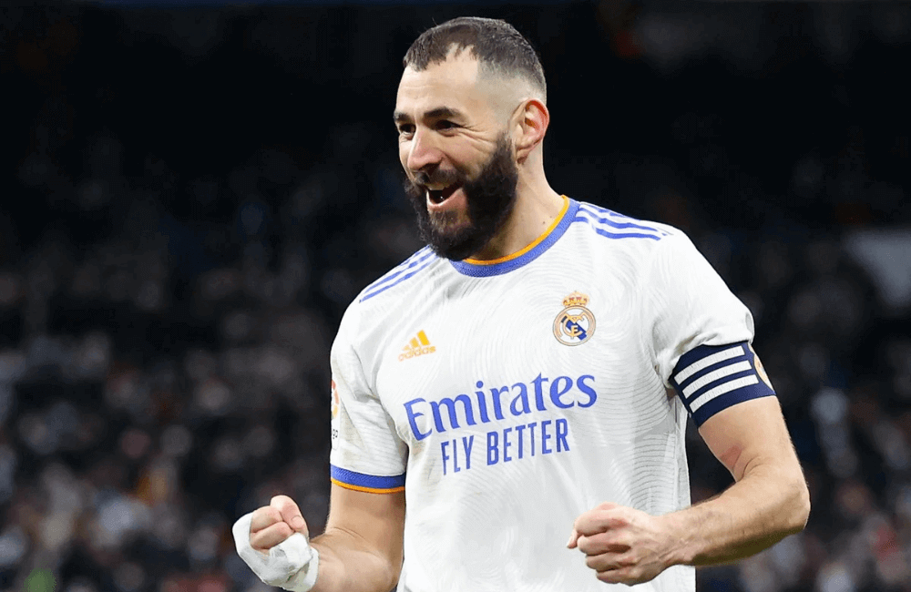 Benzema pone fin a su carrera en el Real Madrid después de 14 temporadas.