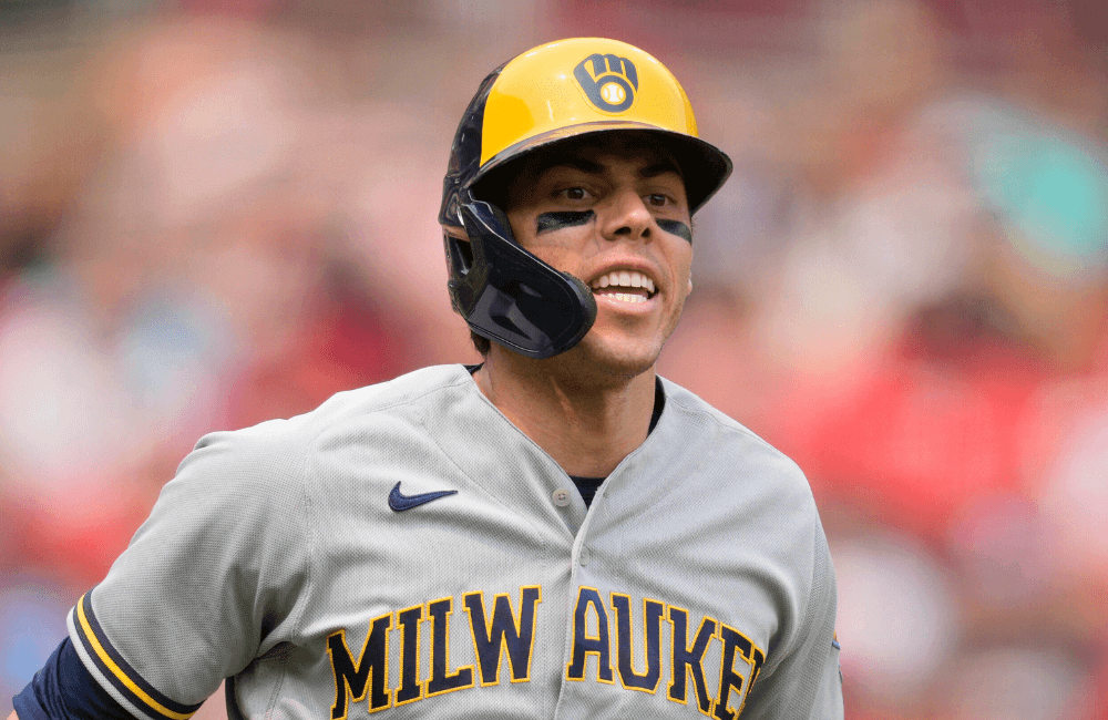 Christian Yelich triplicó en 4 turnos al bate e impulsó 2 carreras al home en el triunfo de Milwaukee.