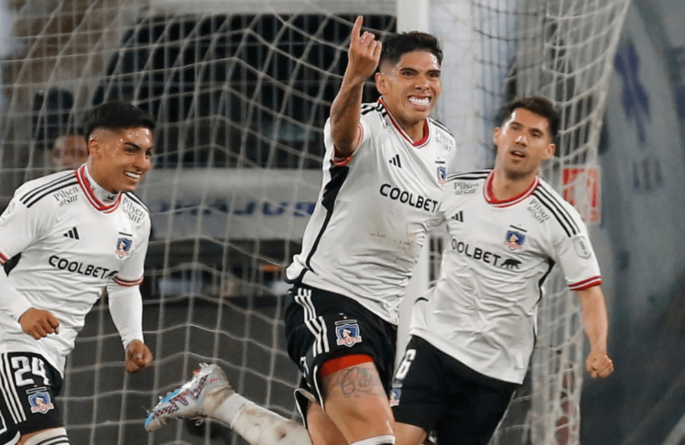 Colo Colo se acerca a la cima tras derrotar a Huachipato