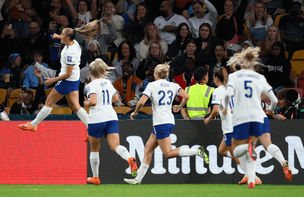 Georgia Stanway convirtió el único gol en el triunfo de Inglaterra.