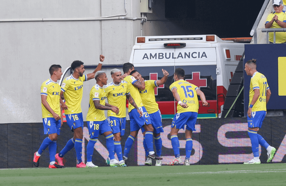 Cádiz triunfó ante su afición en La Liga.