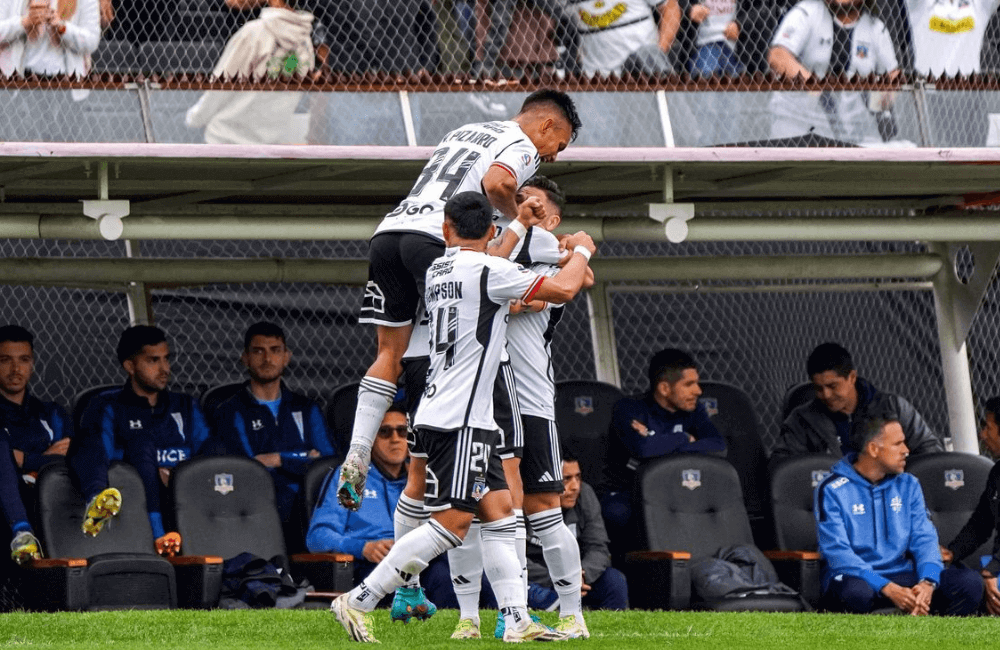 Damián Pizarro guió el triunfo de Colo Colo.