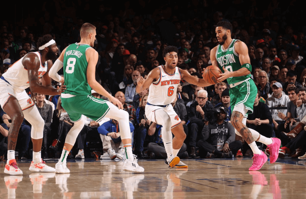 Jayson Tatum y Kristaps Porzingis lideraron el triunfo de Boston Celtics.