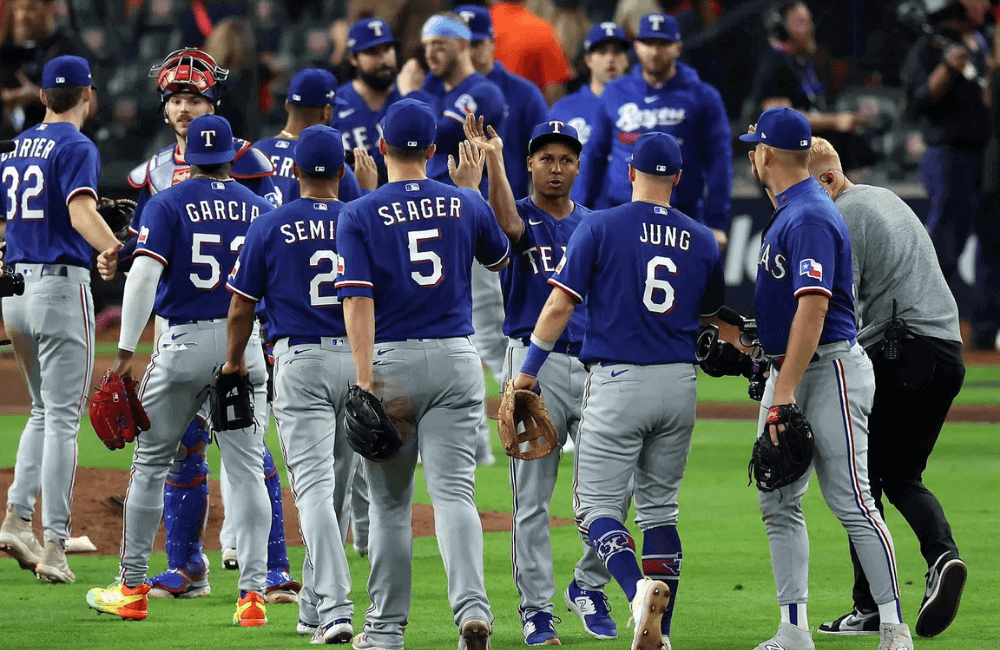 En la postemporada de la MLB. Texas ha dejado en el camino a Tampa Bay y a Orioles.