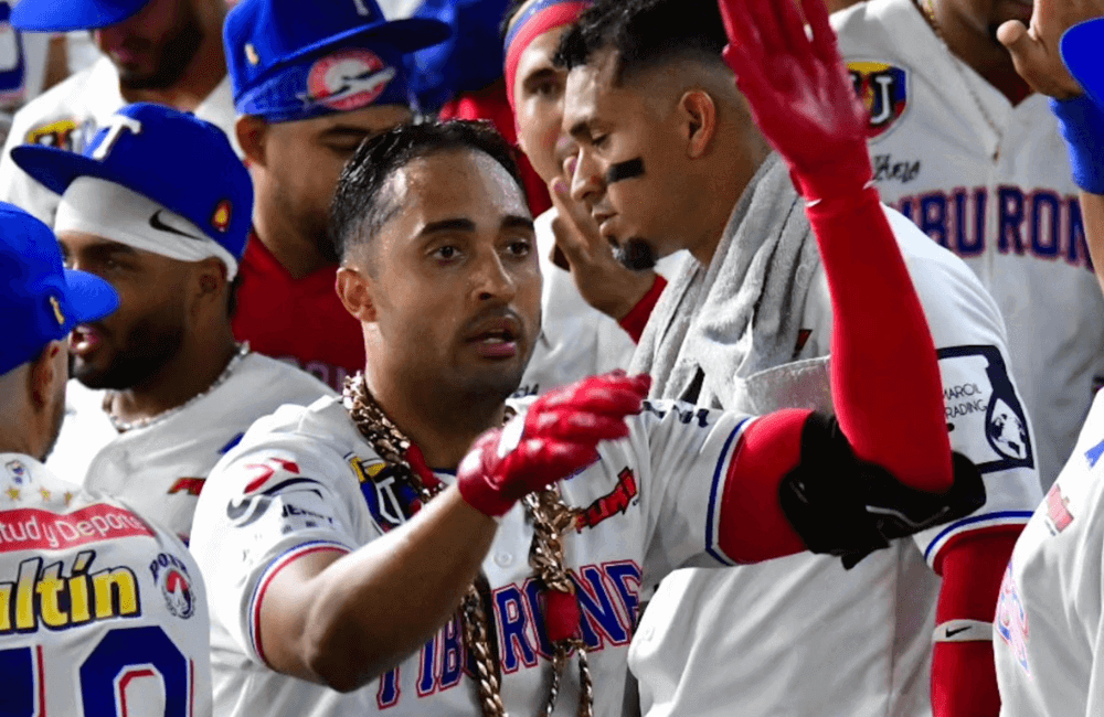 Los Tiburones de la Guaira triunfan en su debut de la tempodada 2023-24 de la LVBP.