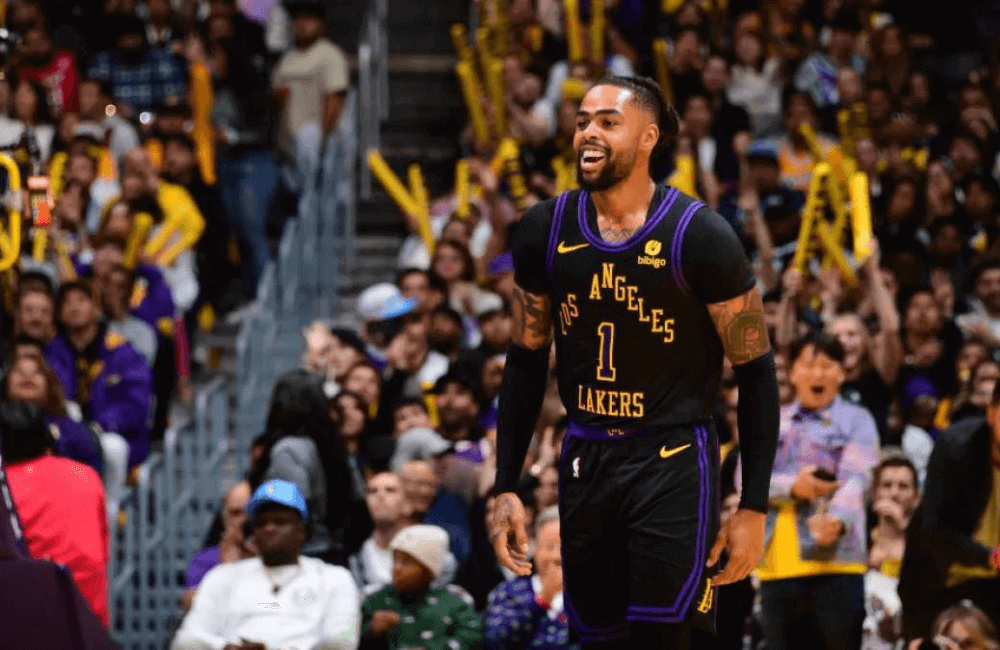 D'Angelo Russell, fue el líder anotador del cuadro de Los Lakers con 24 puntos.