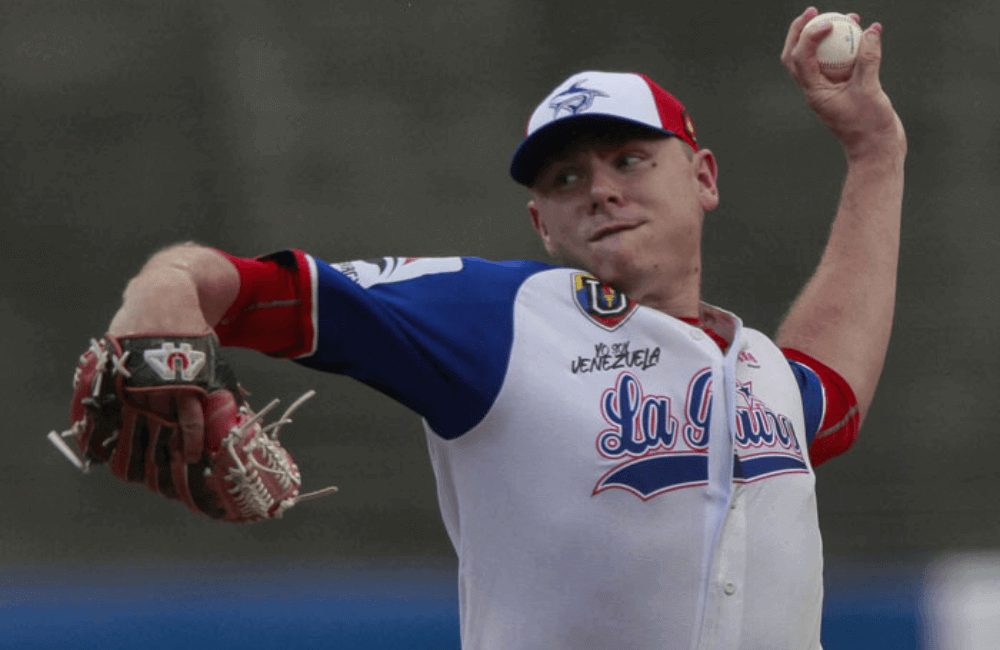 Gunnar Kines sigue rindiendo con Tiburones en esta LVBP.