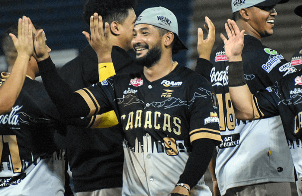 José Rondón lidera la LVBP con 13 cuadrangulares.