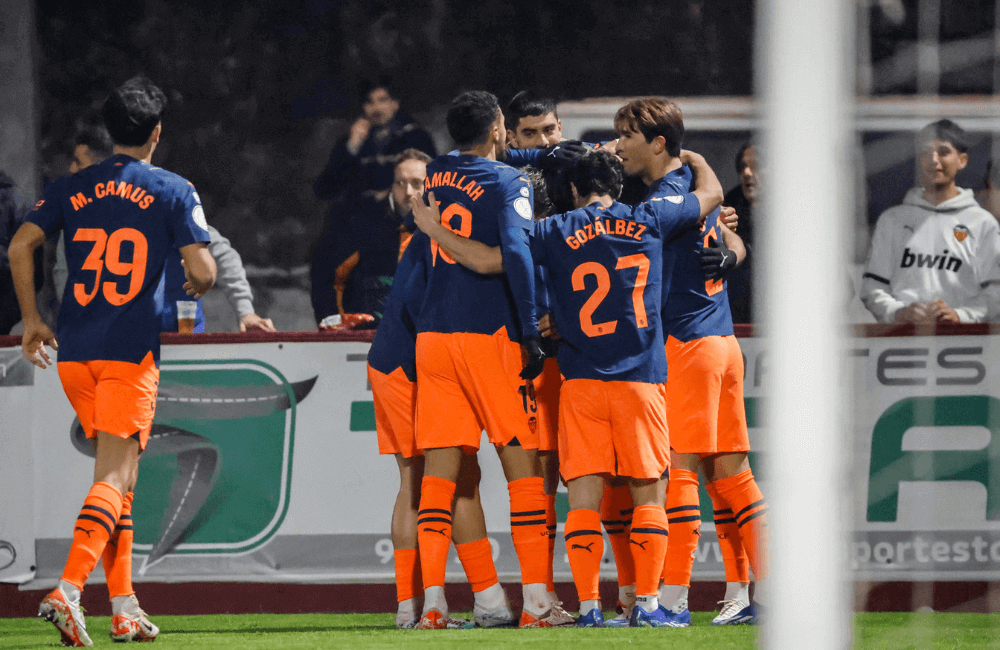 Valencia CF sigue con vida en la Copa del Rey.