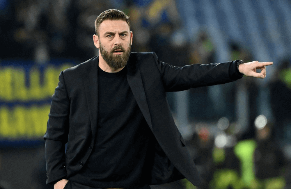 Daniele De Rossi sigue invicto en el banquillo de la Roma.