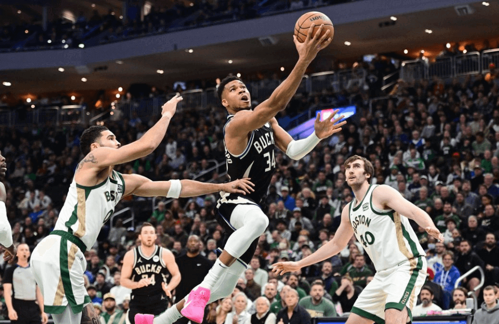 Giannis Antetokounmpo, comandó una nueva victoria de Milwaukee.