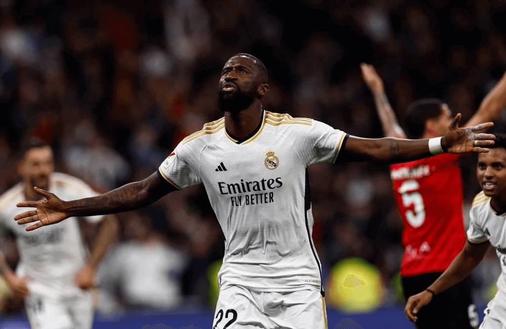 Antonio Rüdiger le dio la victoria al Real Madrid.