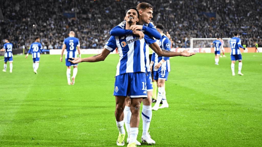 El FC Porto buscará su clasificación en Londres.