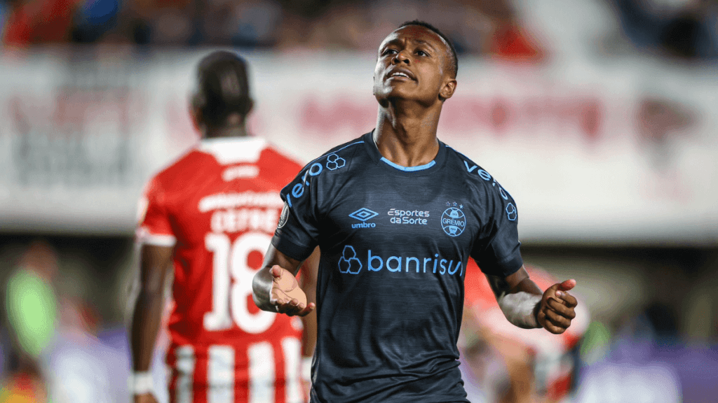 Nathan Fernandes marcó en el triunfo de Gremio y suman la primera victoria en la fase de Grupos de la Copa Libertadores.