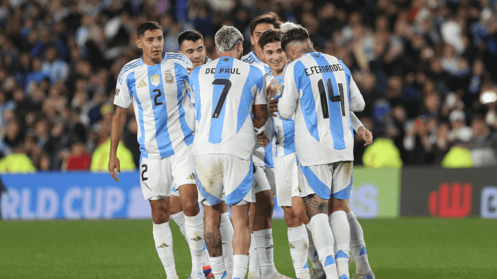 Argentina dejó sin posibilidades a Chiles para liderar las Eliminatorias.