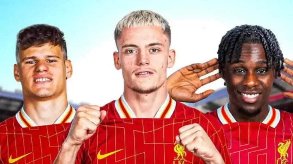 Florian Wirtz, Milos Kerkez y Jeremie Frimpong son los refuerzos del Liverpool.