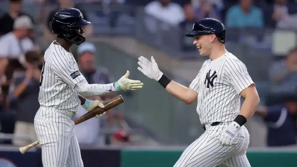 Los Yankees llegaron a 63 ganados y 56 perdidos, para acercarse a solo 1.5 juegos de los Medias Rojas de Boston.